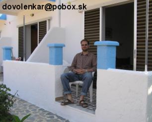 Čakanie na balkóne v Katerinaki