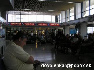 Odletová hala na Kose